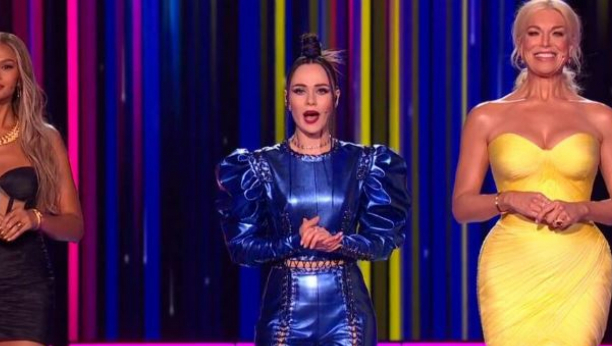"DA LI JE TO TAJNA ŠIFRA?" Voditeljke Eurosonga zbunile javnost, ovo svi komentarišu (FOTO)