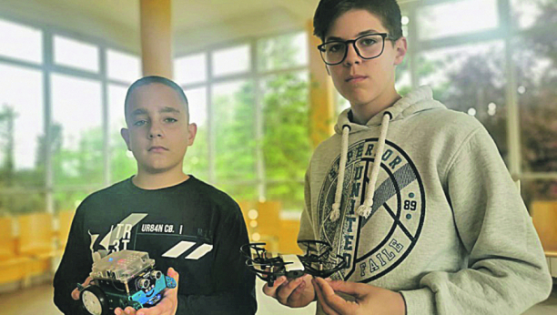 BUDUĆNOST SRBIJE Mali robotičari stasavaju u Mrčajevcima: Mihailo i Viktor već prave svoje dronove