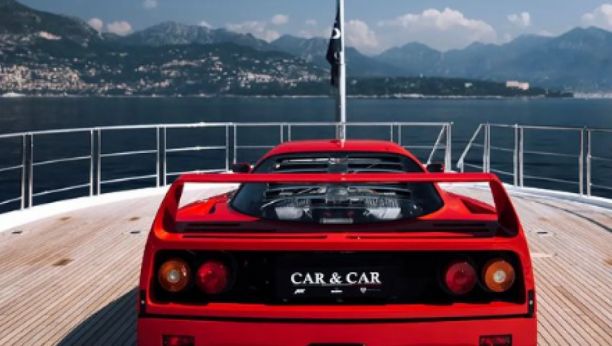 MONAKO U NEVERICI Ferrari F40 smešten na jahtu (FOTO/VIDEO)