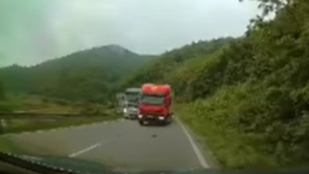 Opasno preticanje kamiona kod Ovčar Banje