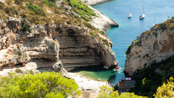 plaža u hrvatskoj