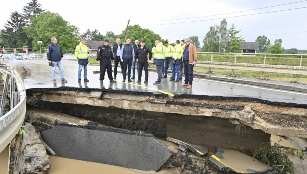 Vesić obišao kritične tačke ugrožene poplavom