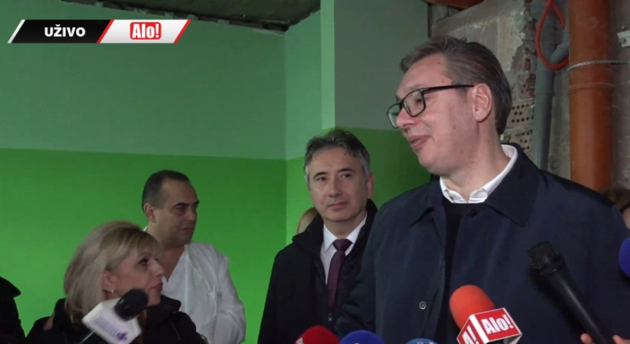 Vučić obilazi radove na rekonstrukciji Opšte bolnice u Vranju