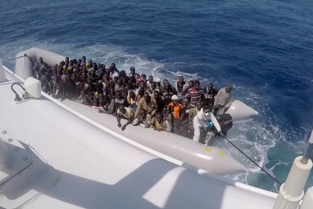 Migranti, brod, Sicilija