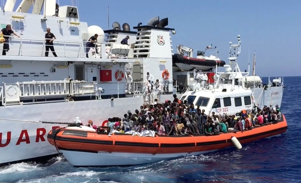 Migranti, brod, Sicilija