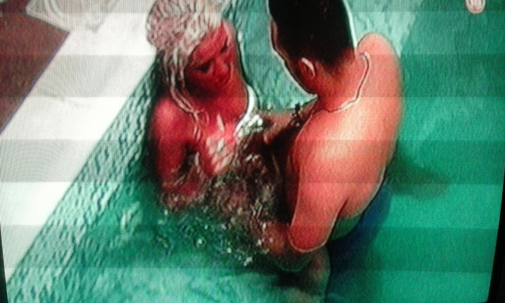 Gastoz i Marija Ana u bazenu