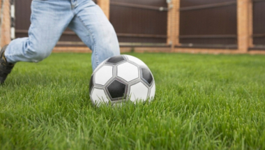 Dete Lopta Dečja igra