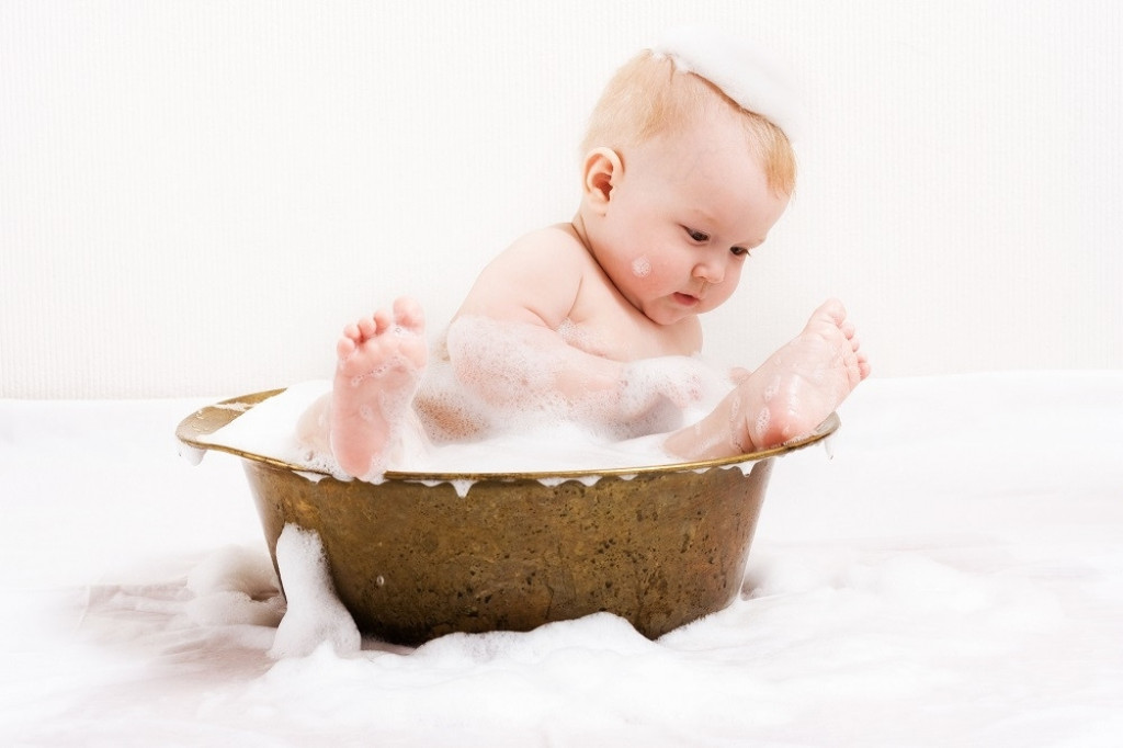 Beba Kupanje bebe