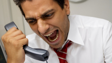 Nervoza Stres na poslu Telefonski razgovor