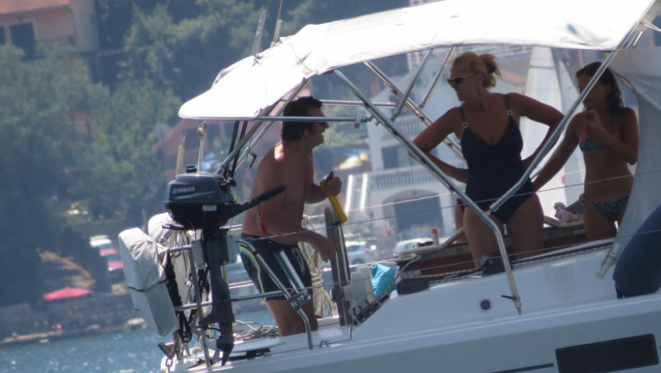 Goran Bregović sa porodicom i prijateljima na svom brodu