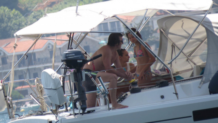 Goran Bregović sa porodicom i prijateljima na svom brodu