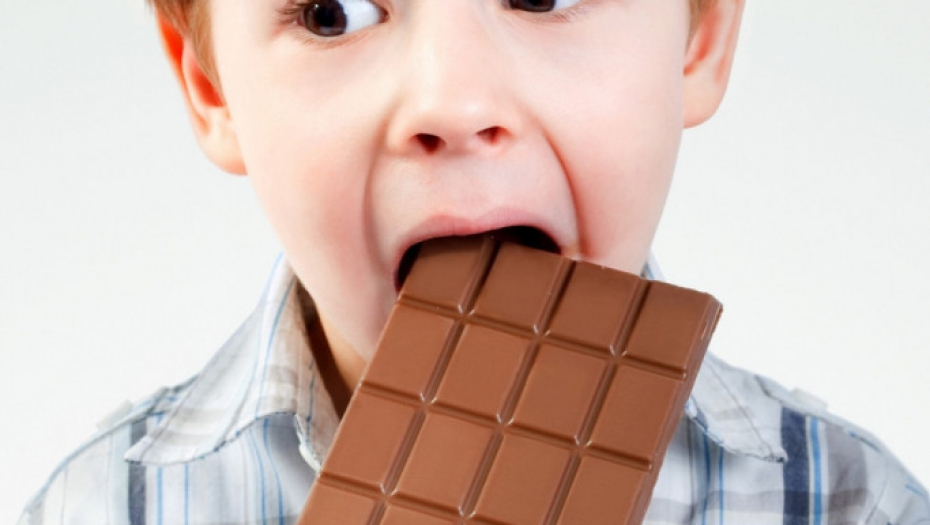 Čokolada Dete Dećak jede čokoladu