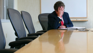 Poslovni muškarac Biznis Biznismen Problemi