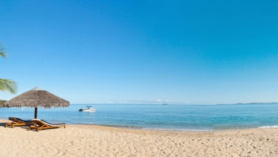 Plaža More Ležaljke Palme Suncobran Godišnji odmor