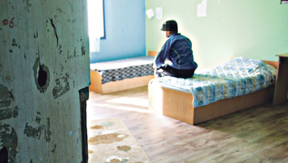 Dvojica štićenika pozvali su trećeg u šetnju, pa ga silovali