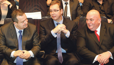 Možda odluči i sebe da uvošti: Palma sa Vučićem i Dačićem