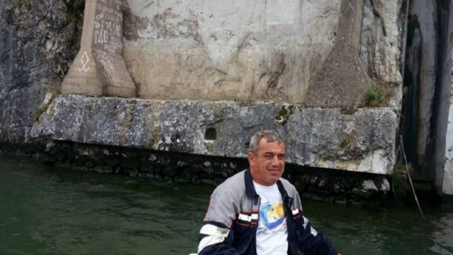 Predrag Jankovic Zmaj u lovu soma na bucku