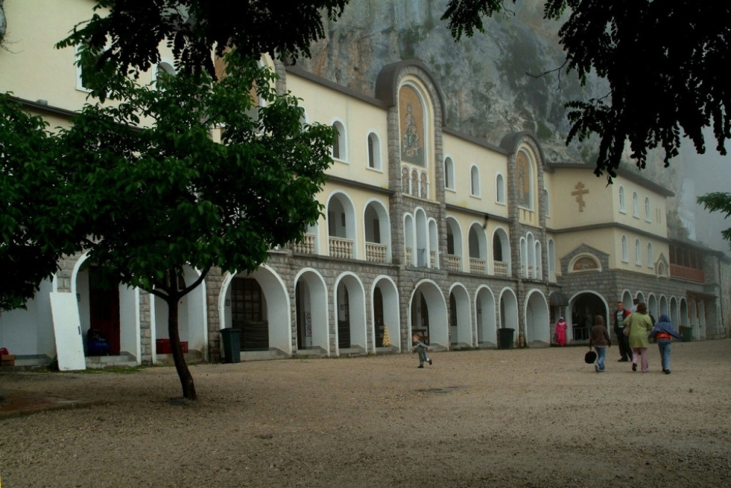 Gornji manastir Ostrog