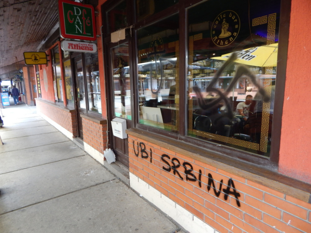 Ustaški grafiti i pretnje Srbima u Vukovaru 