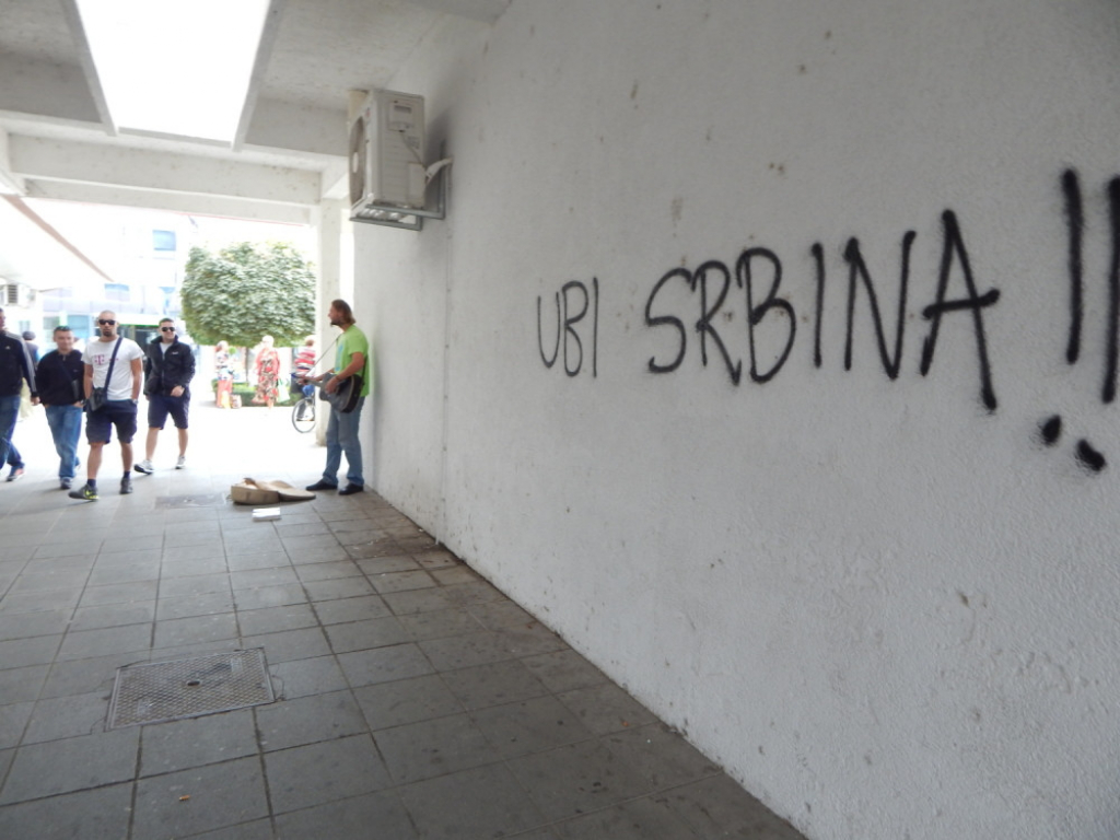 Ustaški grafiti i pretnje Srbima u Vukovaru