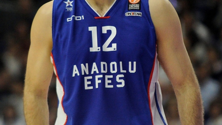 Nenad Krstić