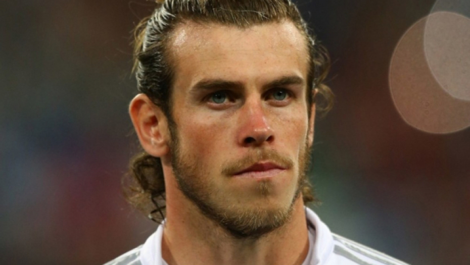 Vraća se u tim, Geret Bejl