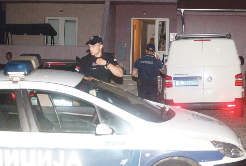 Uviđaj policija mesto zločina