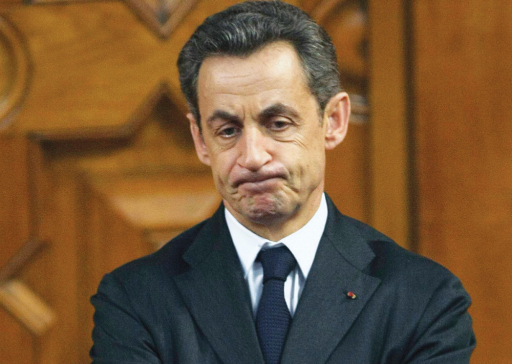 Sarkozi je ljubomoran na mene jer imam pare i lepe žene