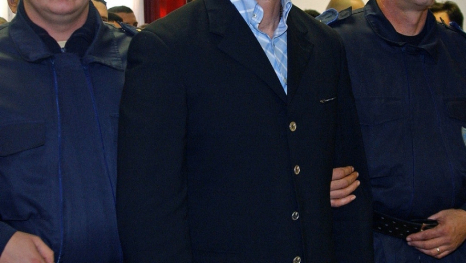 Damir Mandić