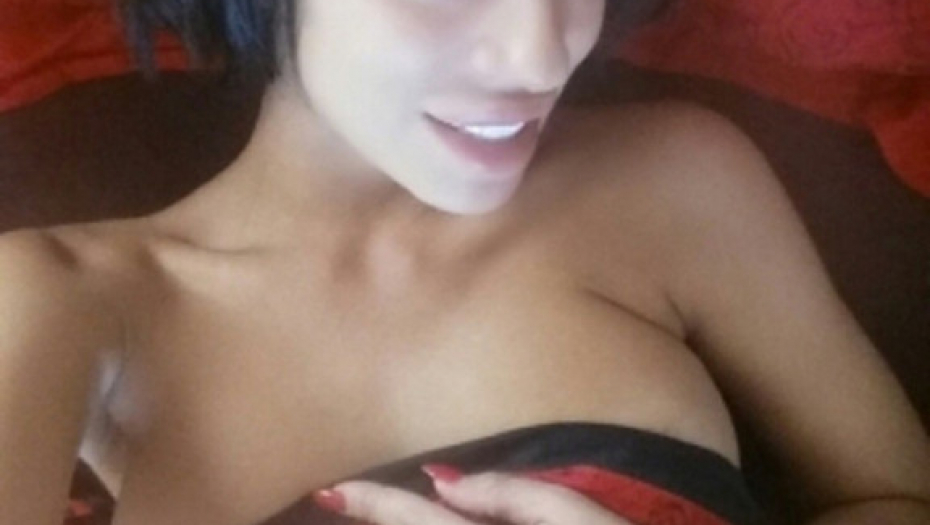 Una Grujić sa vereničkim prstenom