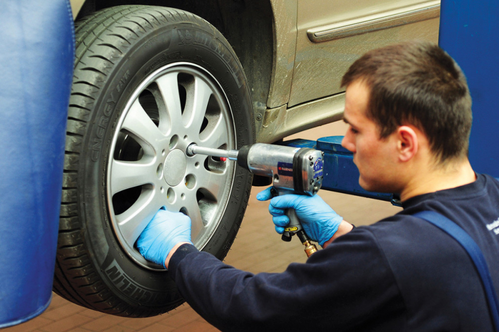 Od 1. novembra obavezne su zimske gume na vozilima