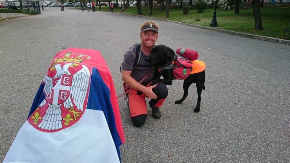 Mark Keting i labrador Paja