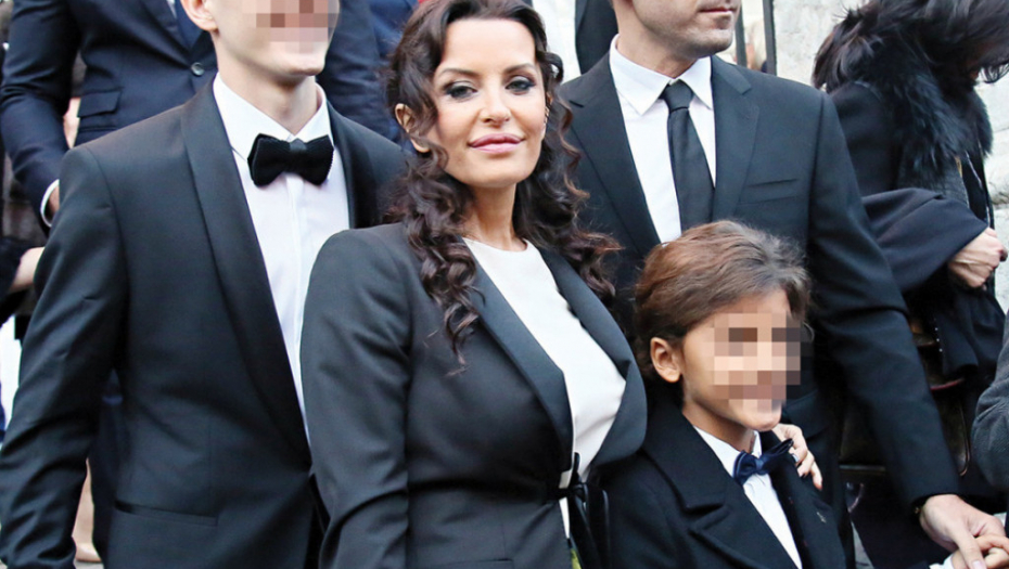 Elena i Jugoslav sa decom