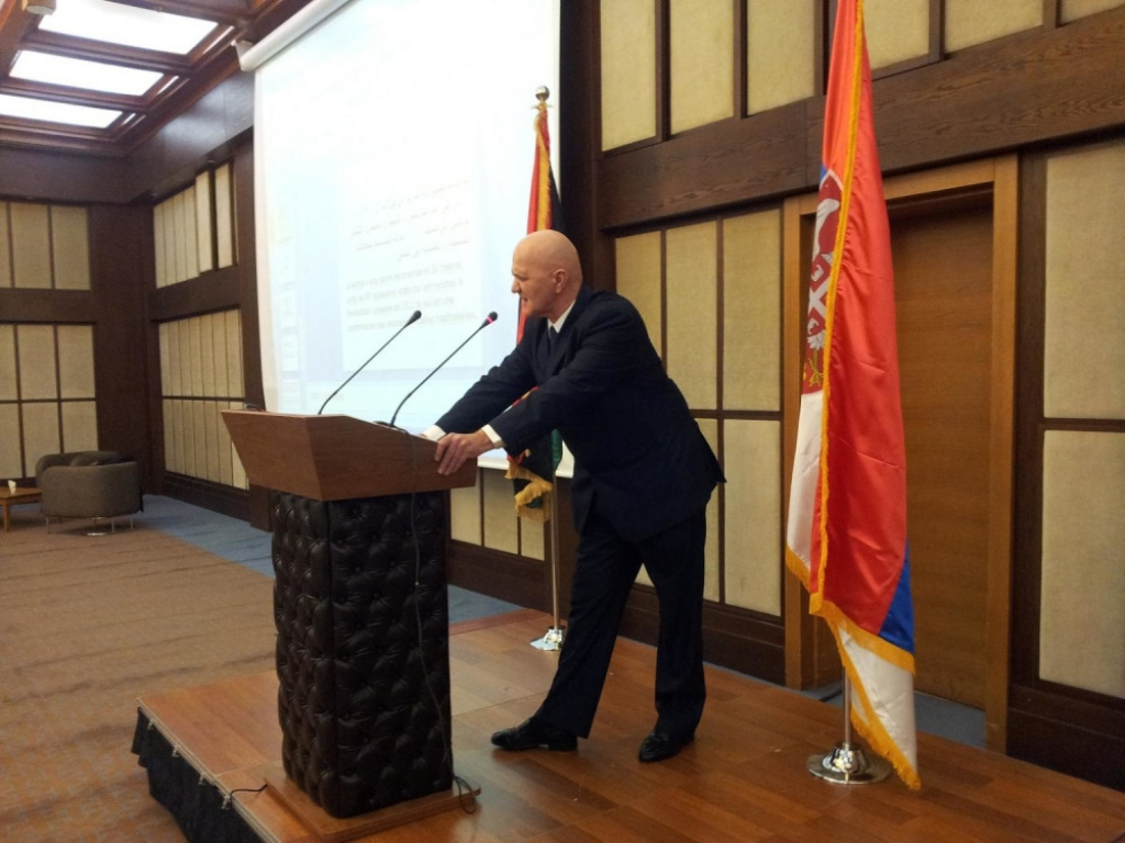 Ambasador Oliver Potežica