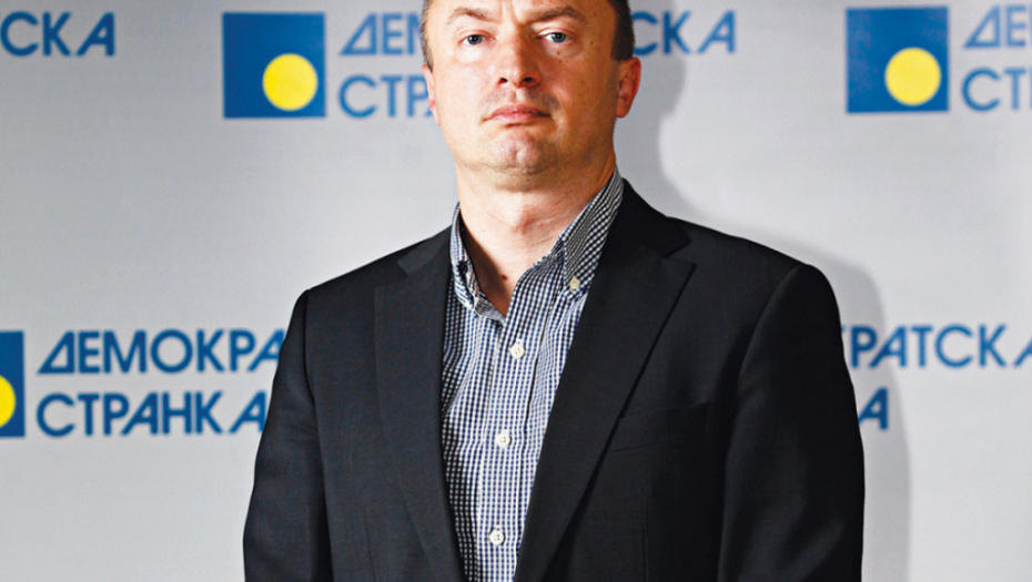 Pajtić:  Pravno  regulisati istopolne  zajednice