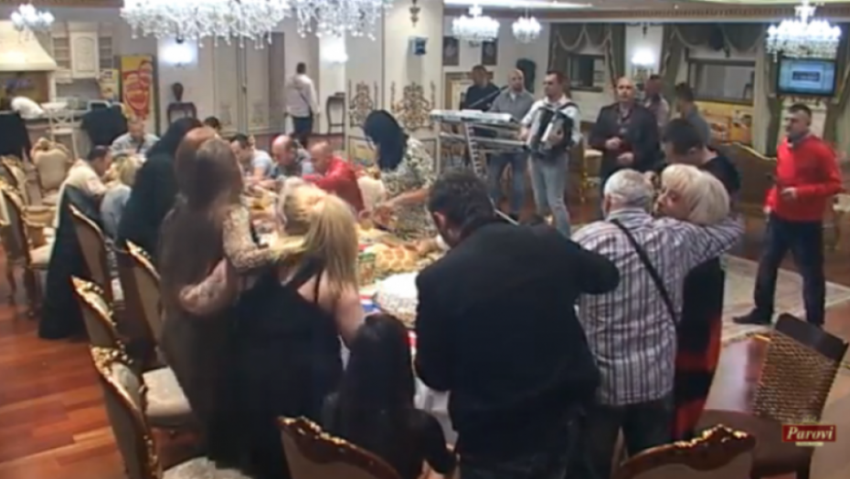 Era slavi krsnu slavu u "Parovima"