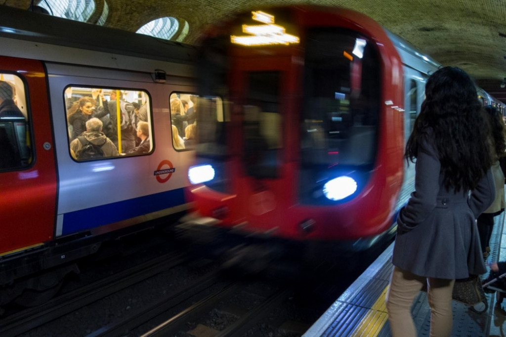 London, metro