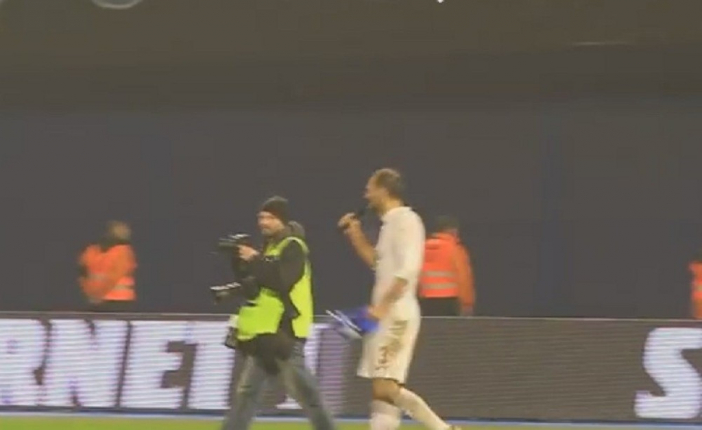 Šimunić skandira sporni poklič