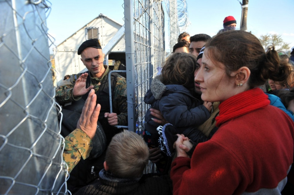 Migranti izbeglice Makedonija granica ograda