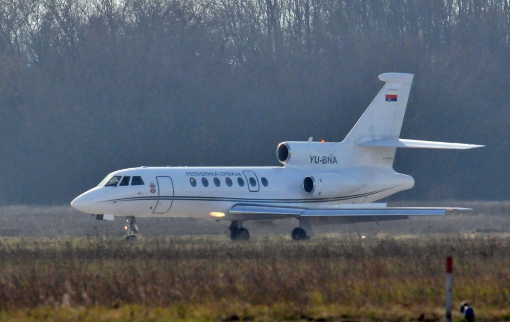 Avion Falkon Vlade Srbije