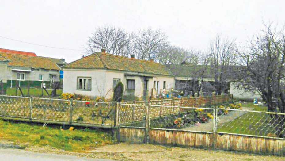 Kuća i dvorište  Silvane T.