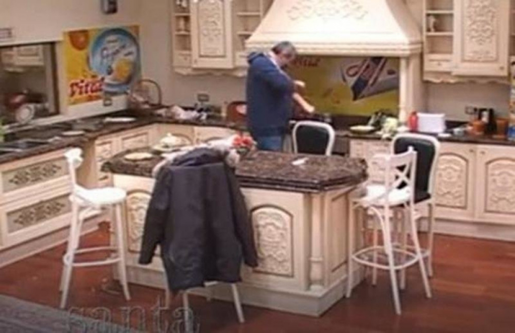 Miki pokusao da se ubije