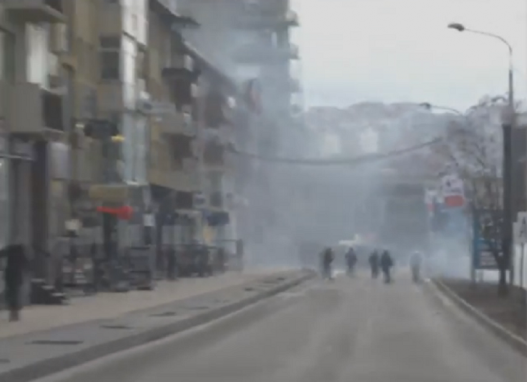 Dim na ulicama Prištine