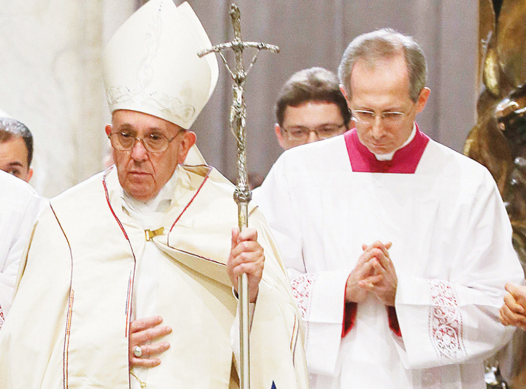 Dolazi li kao poglavar  ili kao državnik: Papa Franja