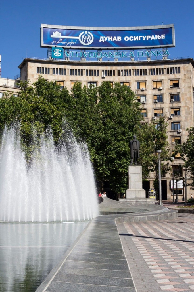 Dom sindikata, Trg Nikole Pašića