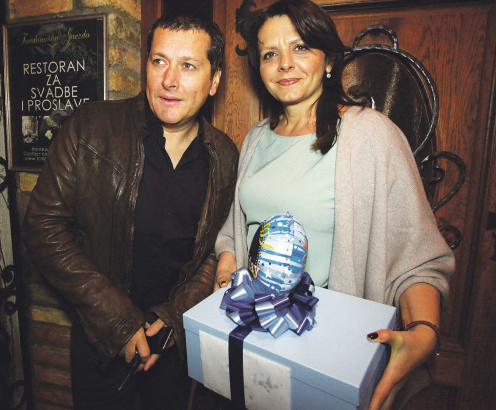 Izabrali  poklon:  Aco i  Biljana  Pejović