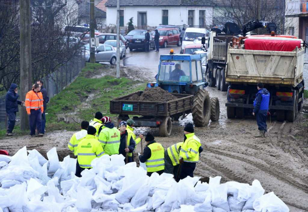 Situacija u Obrenovcu pod kontrolom