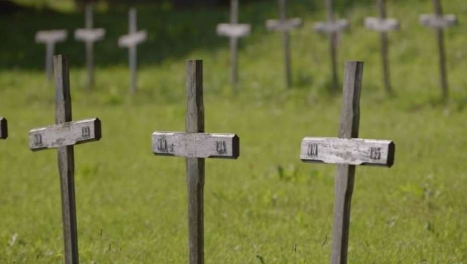 Masakr u Dvoru delić iz filma