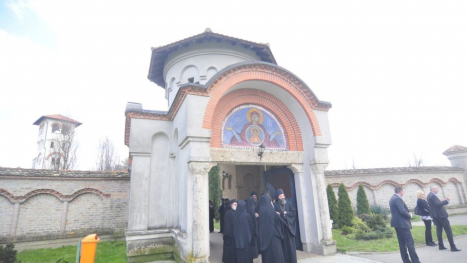 Princ Čarls i Kamila Novi Sad