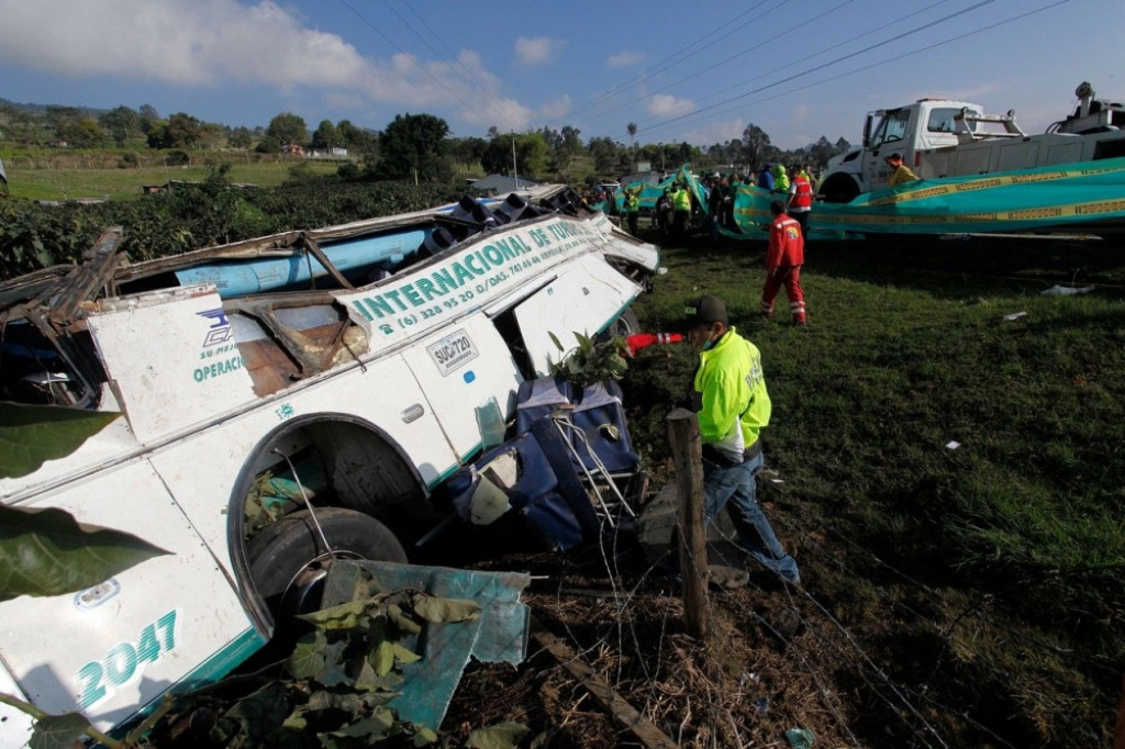 Autobus, saobraćajna nesreća